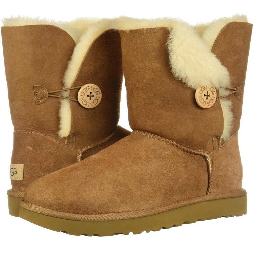 Ugg Australia Shearling Bailey Button Booths - image 1